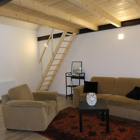 Kajari Apartmanhaz Balatonfőkajár Eksteriør billede