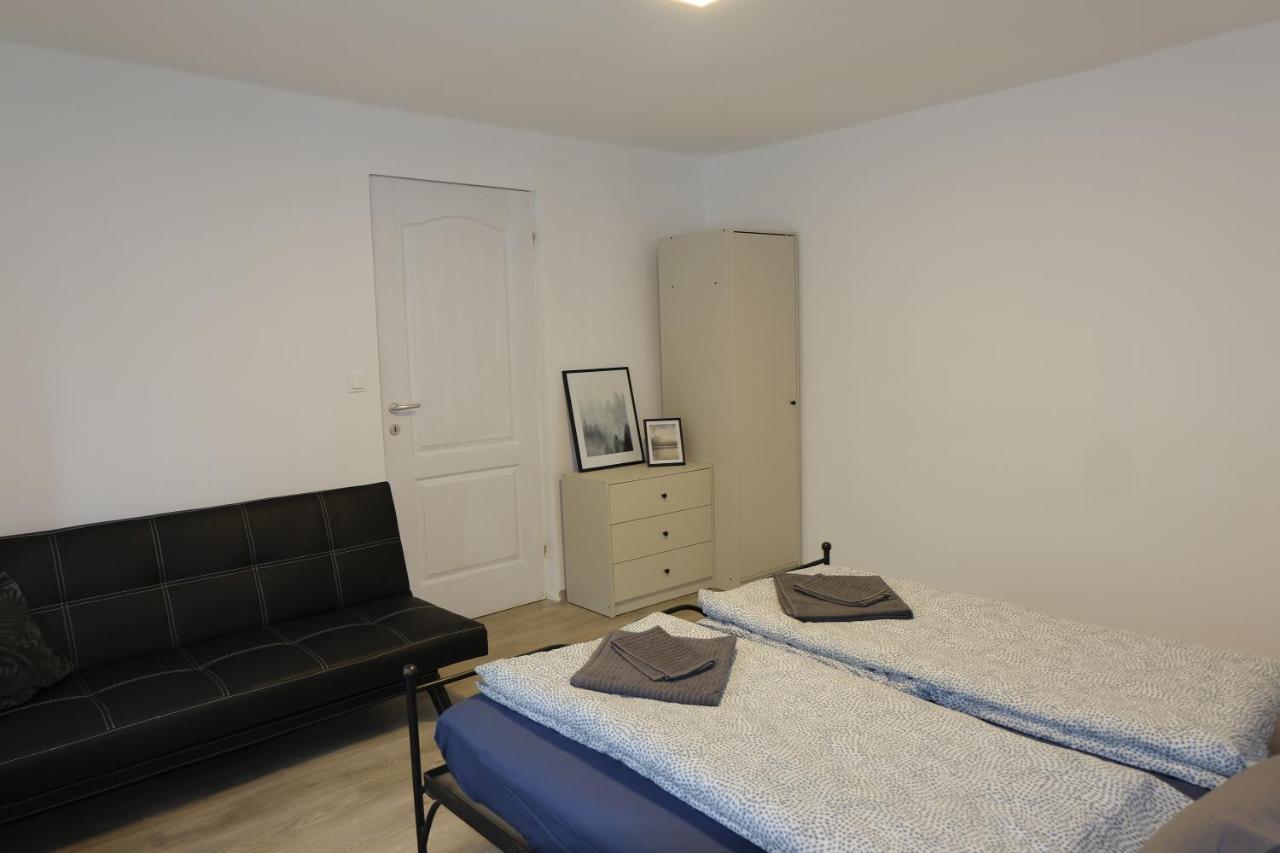 Kajari Apartmanhaz Balatonfőkajár Eksteriør billede